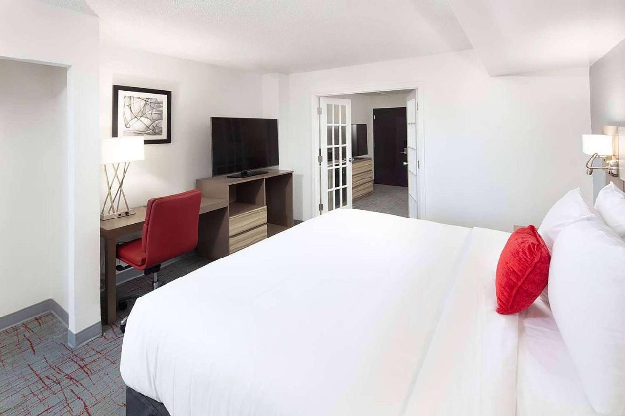 Готель Wyndham Garden Columbia-Ft Jackson Екстер'єр фото
