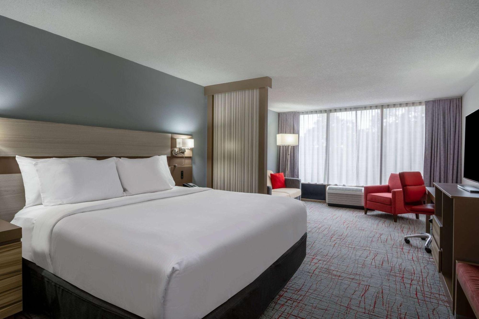 Готель Wyndham Garden Columbia-Ft Jackson Екстер'єр фото