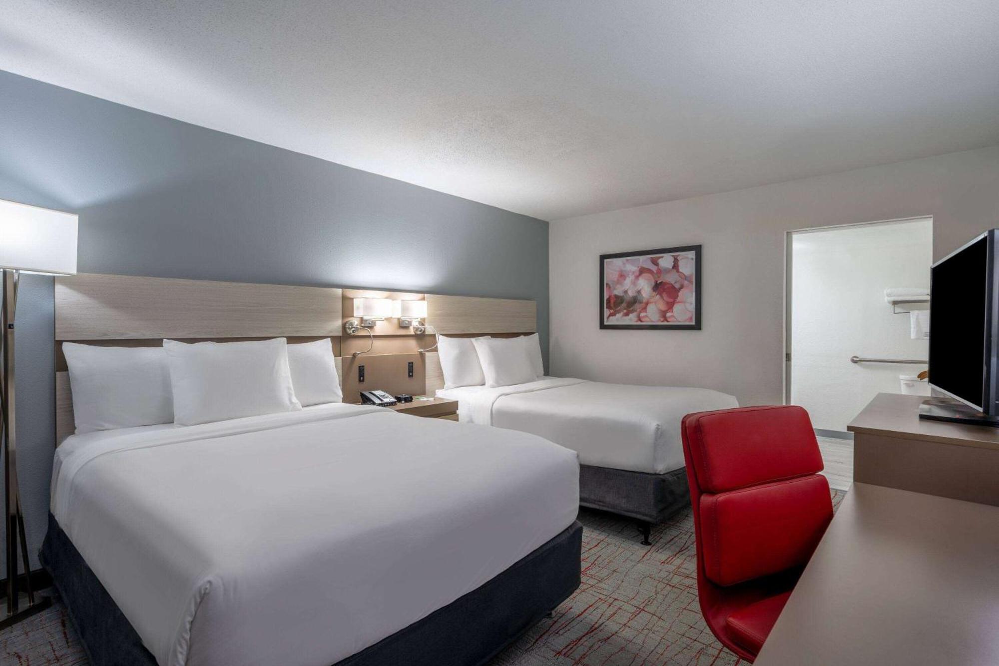 Готель Wyndham Garden Columbia-Ft Jackson Екстер'єр фото