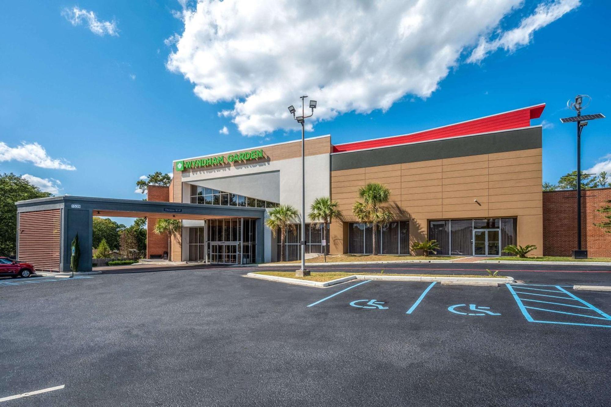 Готель Wyndham Garden Columbia-Ft Jackson Екстер'єр фото