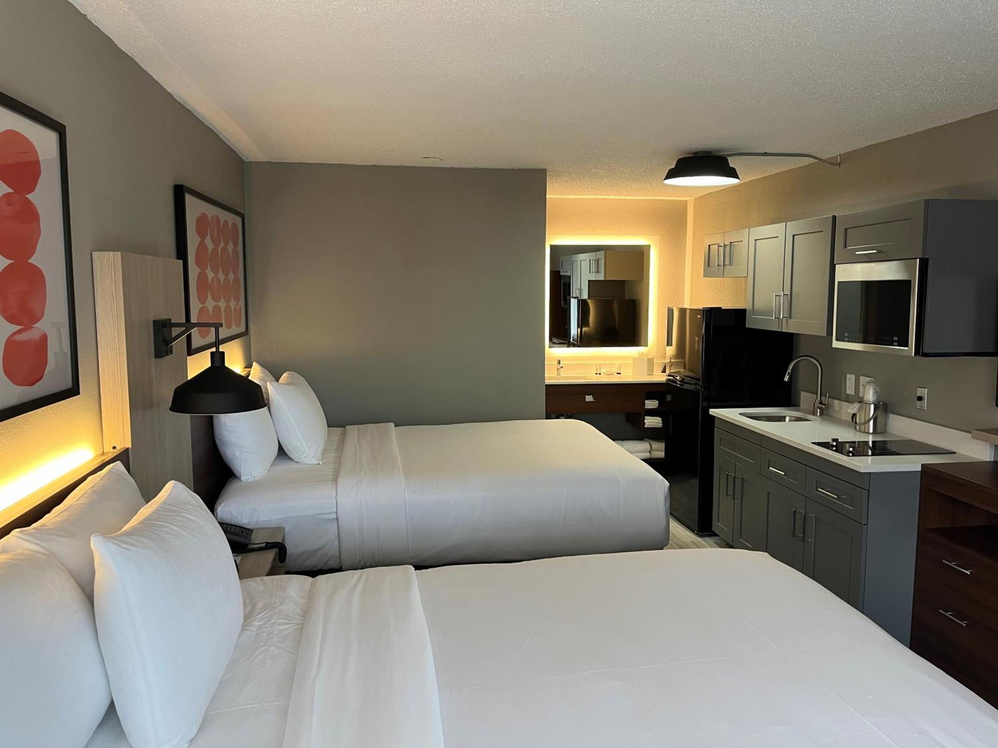 Готель Wyndham Garden Columbia-Ft Jackson Екстер'єр фото